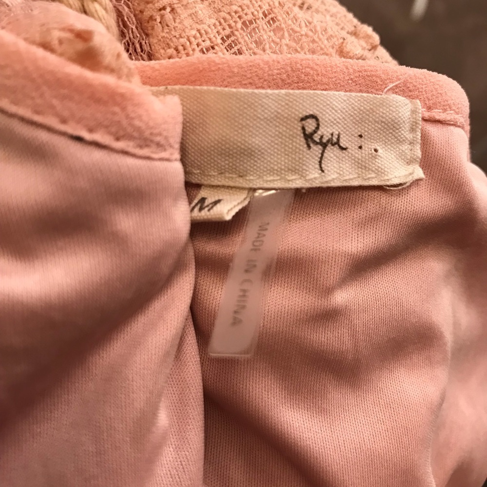 Ryu Lace Dress Sleeveless Dusty Pink Medium - Picture 11 of 11